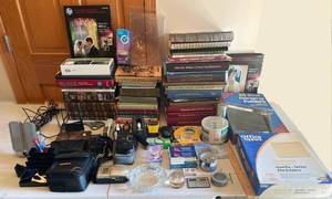 lot 297 image: MAIN - Assorted Office Supplies and Books Lot