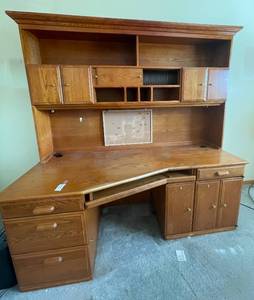 lot 299 image: MAIN - Corner Computer Desk with Hutch - Oak Finish