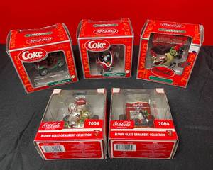 lot 134 image: BASEMENT - Lot of Coca-Cola Christmas Ornaments - 5 Pieces