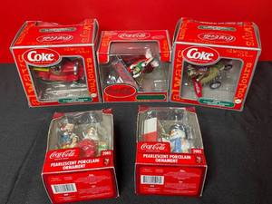 lot 135 image: BASEMENT - Lot of 5 Coca-Cola Collectible Holiday Ornaments
