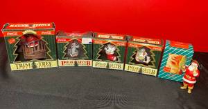lot 146 image: BASEMENT - Lot of 5 Coca-Cola Christmas Ornaments - Trim-A-Tree and Polar Bear Cub Collection