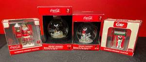 lot 183 image: BASEMENT - Lot of 4 Coca-Cola Illuminated and Holiday Radiance Ornaments