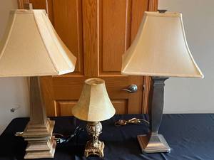 lot 362 image: MAIN - Set of Three Table Lamps with Shades