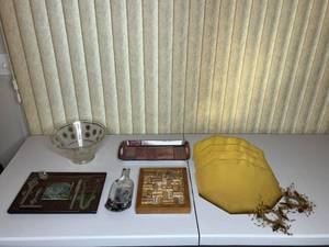 lot 266 image: MAIN - Decorative Assorted Home Dcor Lot