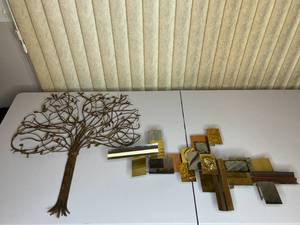 lot 292 image: MAIN - Set of Metal Wall Art Pieces