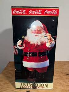 lot 8 image: BASEMENT - Coca-Cola Animated Santa Figure - Animation Collection