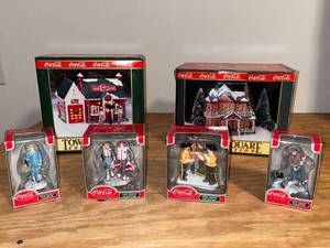 lot 12 image: BASEMENT - Coca-Cola Town Square Collection - Set of 6 Holiday Village Figures & Buildings