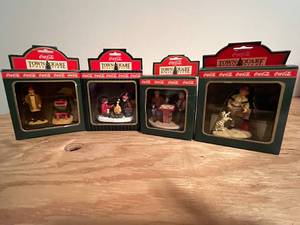 lot 28 image: BASEMENT - Coca-Cola Town Square Collection Figurines - Set of 4