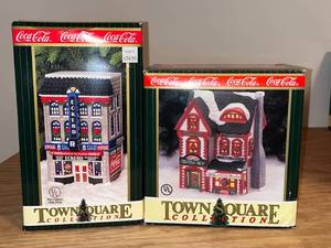 lot 46 image: BASEMENT - Coca-Cola Town Square Collection Christmas Buildings - Lot of 2