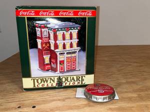 lot 59 image: BASEMENT - Coca-Cola Town Square Collection Firehouse No. 14 with Coca-Cola Ornament