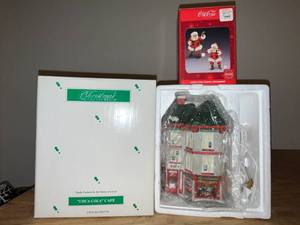 lot 227 image: BASEMENT - House of Lloyd Coca-Cola Cafe Christmas Decoration & Santa Ornament Set