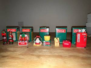 lot 201 image: BASEMENT - Vintage Coca-Cola Christmas Ornaments Collection
