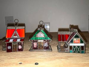 lot 213 image: BASEMENT - Lot of 3 Stained Glass Coca-Cola Themed Miniature Houses