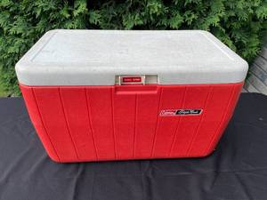 lot 300G image: Coleman Polylite Cooler