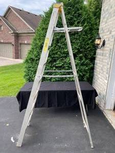 lot 306 image: GARAGE - Werner 8 ft Job-Master Type II Ladder
