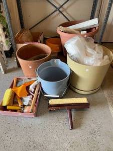 lot 310 image: GARAGE - Lot of Planters, Bucket & Roller