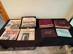 lot 404 image: BASEMENT - Vintage Baseball Memorabilia Lot - Newspapers and Score Books