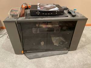 lot 420 image: BASEMENT - Lot of Electronic Components with Cabinet