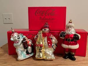 lot 451 image: BASEMENT - Coca-Cola Polonaise Ornament Collection Lot - 3 Ornaments