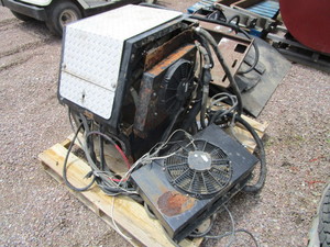 lot 9 image: Semi Auxiliary Power Unit Diesel Generator