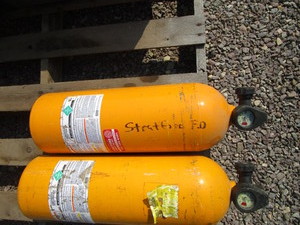 lot 49 image: (2) Breathing Air Bottles