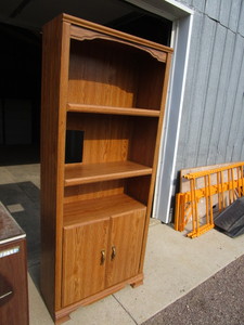 lot 59 image: Dorm Fridge & Bookshelf 12x30x72