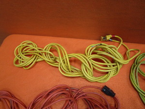 lot 94 image: Extension Chords