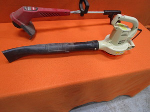 lot 104 image: Electric Leaf Blower & Weed Eater