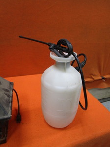 lot 116 image: Bug Lights, Weed Sprayer, Small Patio Table