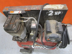 lot 144 image: Air Compressor