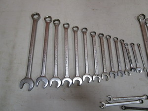 lot 152 image: Wrenches