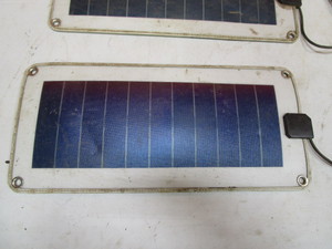 lot 175 image: Solar Battery Tenders