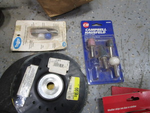 lot 181 image: Lot of Hardware & Oils