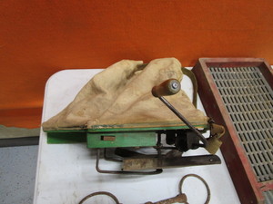 lot 183 image: Vintage Ag Items