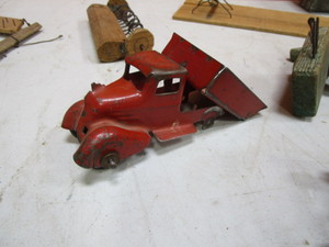 lot 184 image: Vintage Toys & Parts
