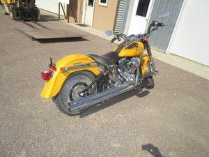 lot 7-A image: 2006 Harley Davidson FLSTFI Fat Boy
