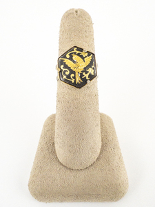 lot 50 image: VINTAGE Spanish Damascene WGolden Bird Gold Plated Base Metal Ring. Size 6-9.5.