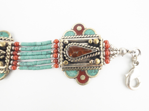 lot 116 image: Nepal Blue & Red Beaded Silver Tone Base Metal Panel Bracelet.