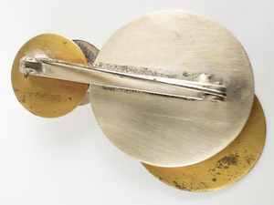 lot 127 image: MAR of Santa Barbara Two-Tone Circle Cluster With Pearls Sterling Silver & Brass Brooch.