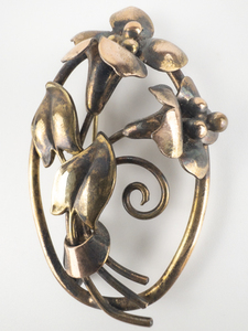 lot 137 image: BB Flower Bouquet Rose And Yellow Sterling Silver Brooch.