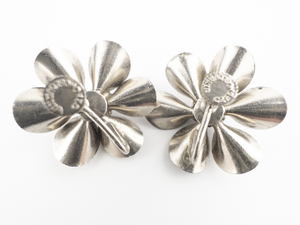 lot 155 image: Czechoslovakia Stylish Red Rhinestone Flower Silver Tone Base Metal Clip-On Earrings.