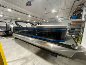 lot 6 image: 2023 Qwest E-Class E822 RLS LTZ  Pontoon Boat With 115 Honda Motor