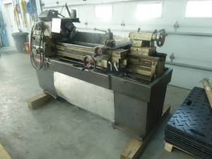 lot 3 image: Clausing Lathe 1500