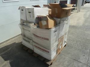 lot 28 image: Hendrickson Brake Chamber Sets x 14