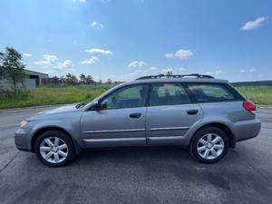 2009 Subaru Outback 2.5I Special Edition - AWD - 2 OWNERS