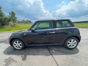 2008 Mini Cooper - MANUAL