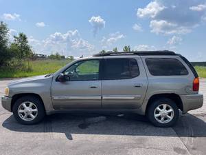 2005 GMC Envoy XL SLT - 4X4