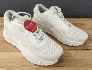 lot 68 image: New Easy SpiritDenise Austin Mel8 Walking Shoe Womens Size 10 White L