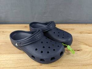 lot 49C image: Brand New Crocs Shoes Mens Size 6 Womens Size 8 Blue L