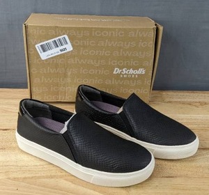 lot 80 image: Dr. Scholls Nova Shoes Womens Size 8.5M Sneakers Black L